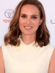 Natalie Portman : De ses débuts précoces à star mondiale 🌟