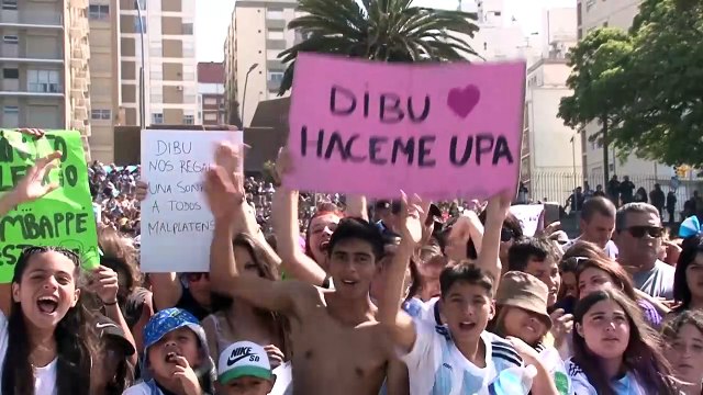 Festejos y un nuevo mural: en Argentina continúa el homenaje a los campeones del mundo