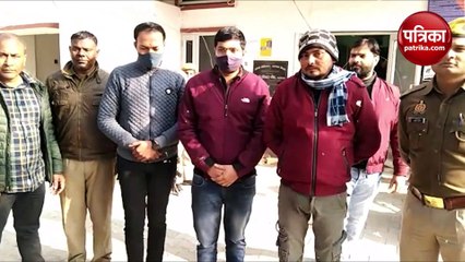 मेरठ में एसटीएफ ने पकड़ा फर्जी काल सेंटर, नौकरी लगवाने के नाम खेल