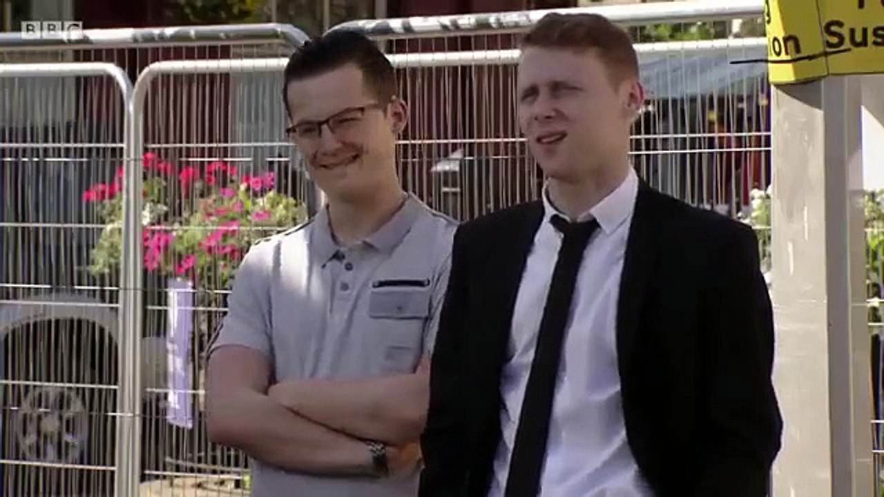 EastEnders - Se33 - Ep129 - Tuesday 15th August 2017 HD Watch HD Deutsch