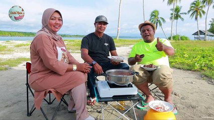 Nyobain Makan Gurita Dan Bulu Babi Langsung Ambil Dari Laut