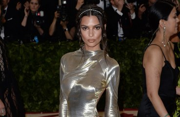'I don’t think I’m gonna meet my lady crush on here': Emily Ratajkowski joins dating app