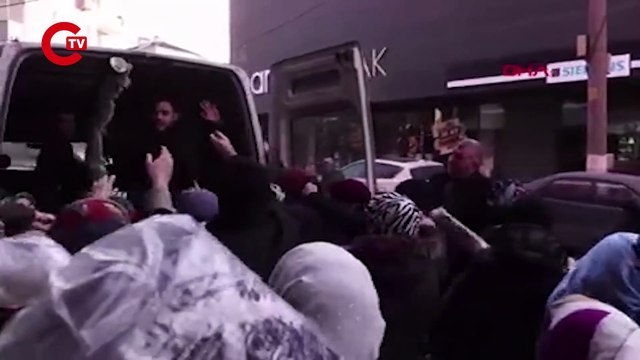 Bedava halı izdihamı