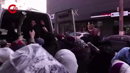 Bedava halı izdihamı