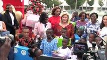 FONDATION CHILDREN OF AFRICA: La 1ère Dame Dominique Ouattara offre un mémorable Arbre de Noël aux enfants