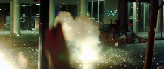 Detective Knight: Redención - Tráiler oficial español