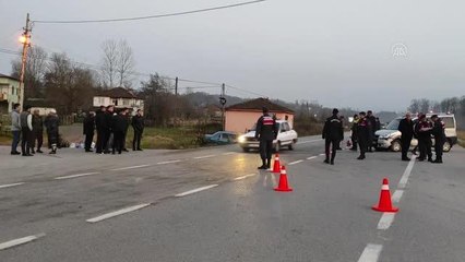 Samsun'da hafif ticari araçla otomobilin çarpıştığı kazada 5 kişi yaralandı