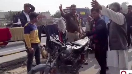 आगरा: तेज रफ्तार बाइक विद्युत पोल से टकराई, युवक की हुई दर्दनाक मौत