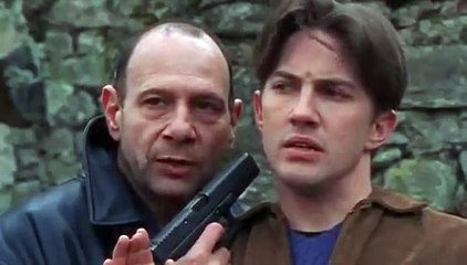 Relic Hunter - Se2 - Ep22 - Deadline HD Watch HD Deutsch