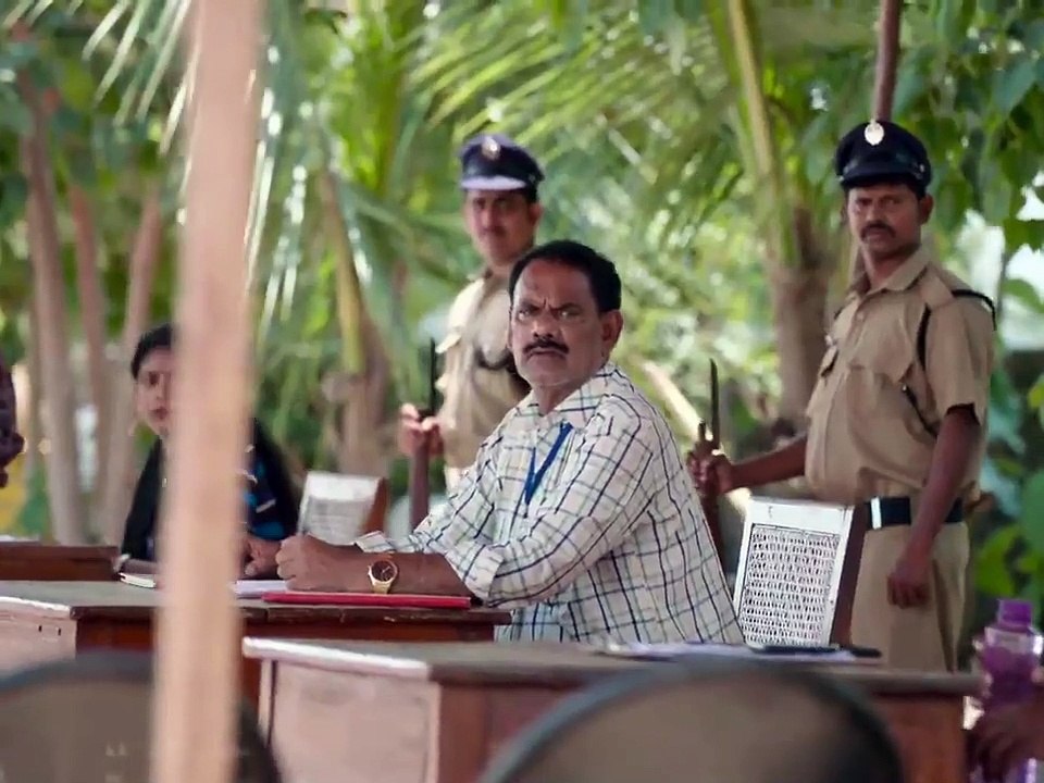 हीरो दुश्मन को बांधकर गाड़ी से ले जा रहा है || The hero is taking the enemy away in a car by tying it up || South Superhit Movie  || All Movies Planet