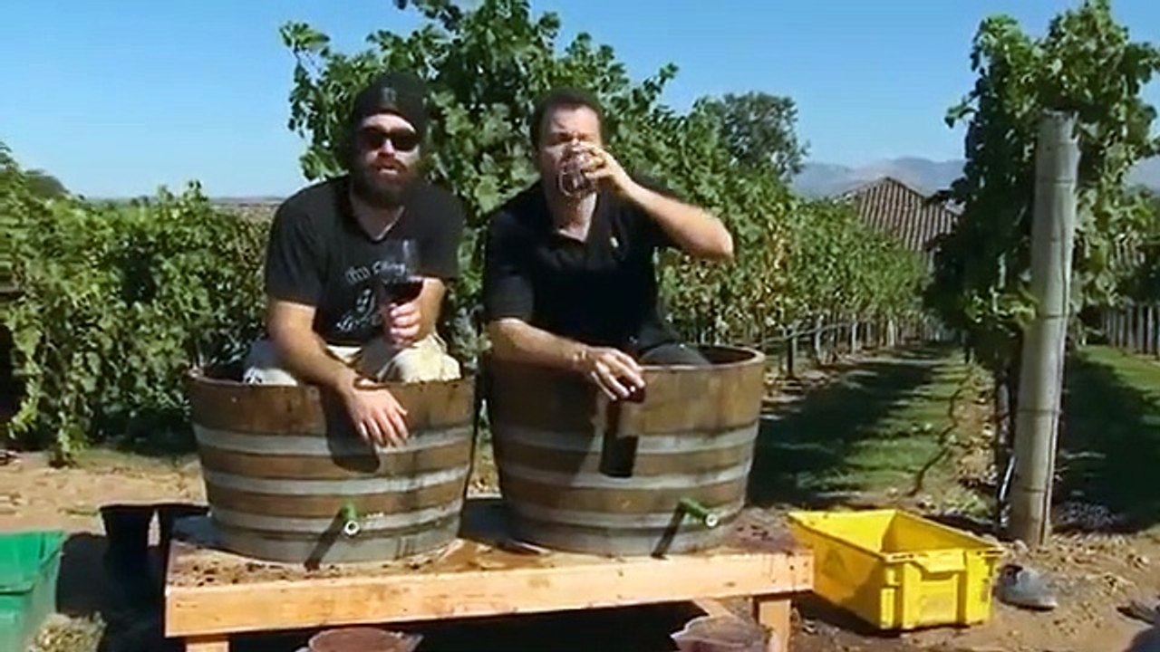 Drinking Made Easy - Se2 - Ep11 HD Watch HD Deutsch