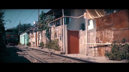 The Bra Bande-annonce (RU)