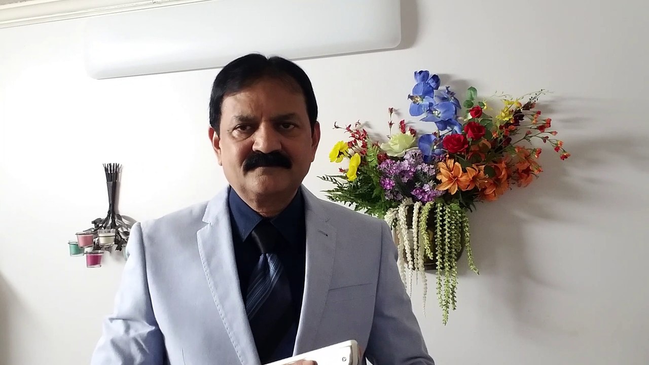 Agar Mujh Se Mohabbat Hai-Film Aap Ki Parchhaiyan 1966 on Harmonica Live Performance by Mukund Kamdar