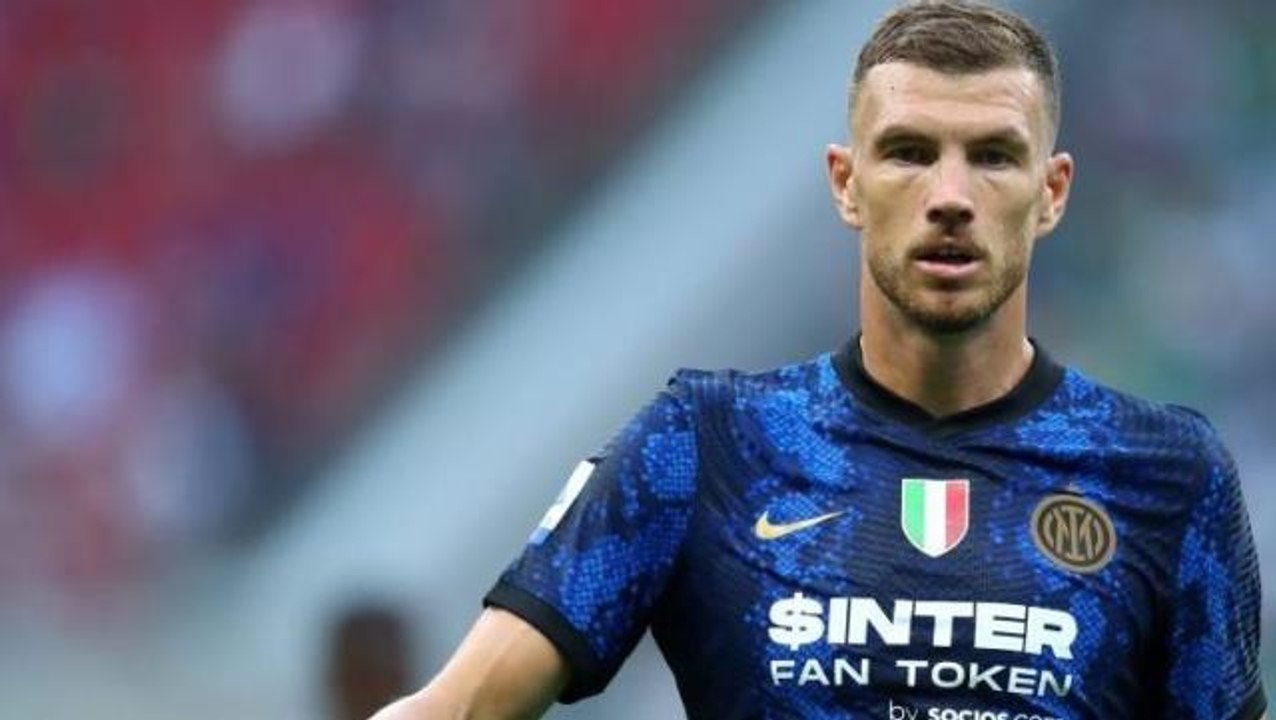 Galatasaray'a dünya yıldızı golcü Dzeko! Alacağı maaş dudak uçuklattı