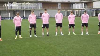 El Celta guarda un minuto de silencio en memoria de Txetxu Rojo