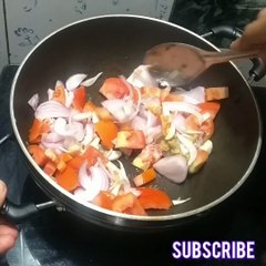स्वादिष्ट मसालेदार शिमला मिर्च प्याज की सब्जी | Onion Capsicum Recipe | Priyankakevyanjan