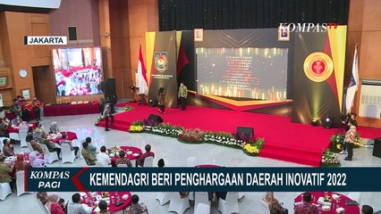 Télécharger la video: Kemendagri Beri Penghargaan Daerah Inovatif 2022, Kepala Daerah Diharap Terpacu untuk Berinovasi!