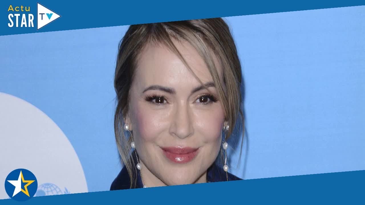 Alyssa Milano, la star de Charmed, fête ses 50 ans au naturel et livre un message fort (PHOTO)