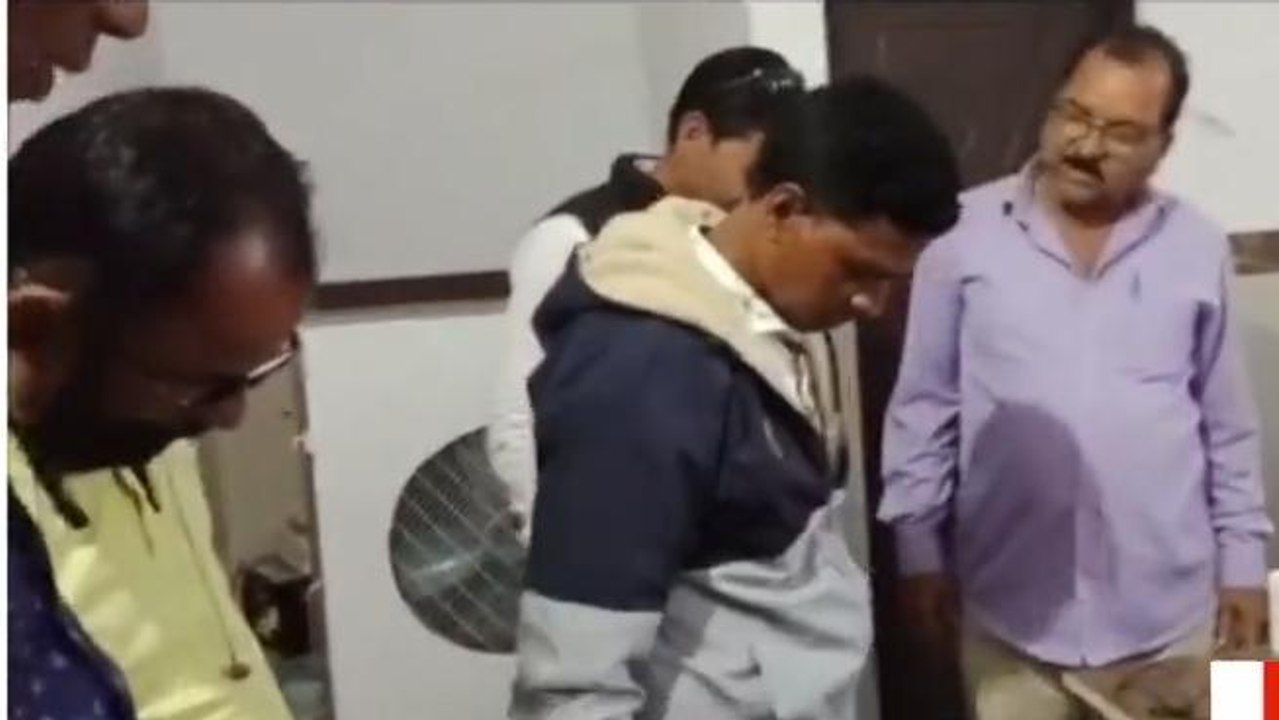 बालाघाट: संविदा कर्मियों की हड़ताल से चरमराई स्वास्थ्य व्यवस्था,मरीज परेशान