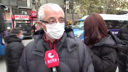 Vatandaşın Ucuz Ürün Kuyruğunda Asgari Ücret Tepkisi : "Dolar Bazında En Yüksek' Diyorlar. Peki Aldığımız Şeyler Hepsine Zam Geliyor"