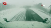 Kanada'da kar fırtınası: 60'tan fazla araç birbirine girdi!