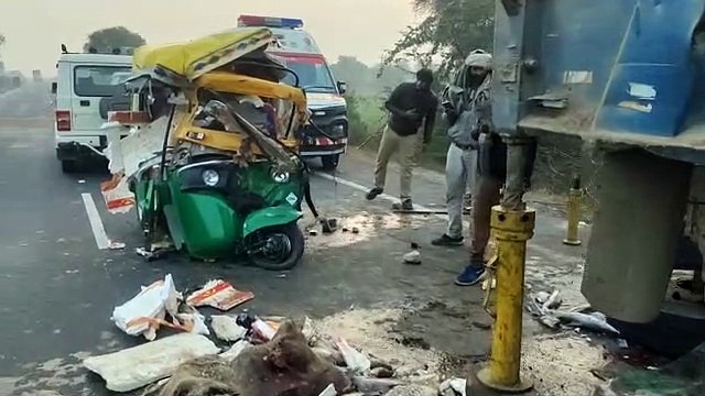 auto rammed into parked truck from behind