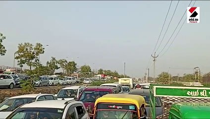 અમદાવાદમાં પ્રમુખ સ્વામી મહારાજ શતાબ્દી મહોત્સવના રૂટ પર ટ્રાફિકજામ