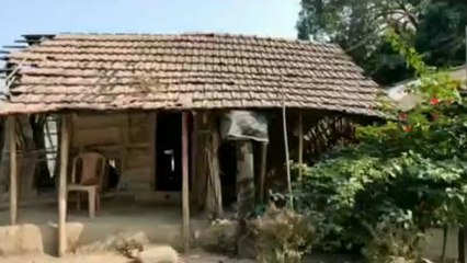ভাঙ্গা বাড়ি!তবুও নাম নেই প্রধানমন্ত্রী আবাস যোজনায়? কেন! দেখুন