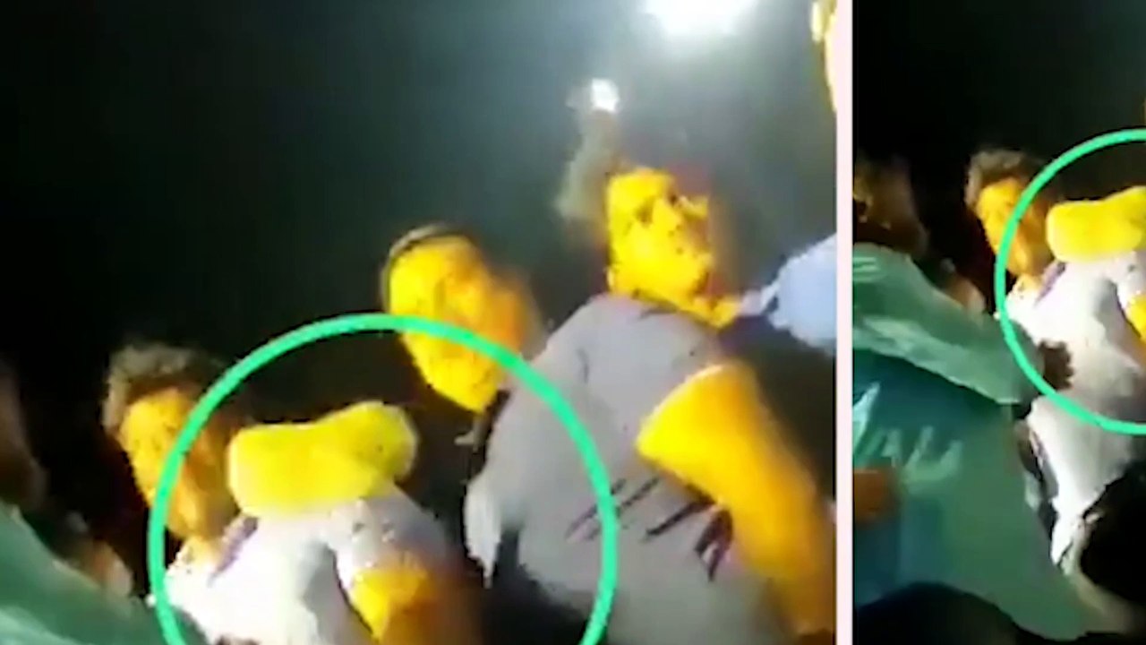 Actor Darshan को अपने एक बयान की वजह से इवेंट के दौरान पड़ी चप्पलें, Viral हुआ Video, live news