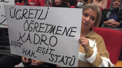 Kılıçdaroğlu, Kayserili Kadınlar Tarafından Coşkuyla Karşılandı