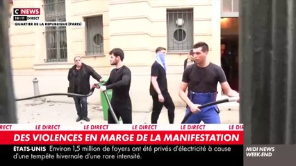 Download Video: Fusillade à Paris - Voitures renversées, barricades, incendies, jets de projectiles contre les policiers... La manifestation dégénère Place de la République à Paris