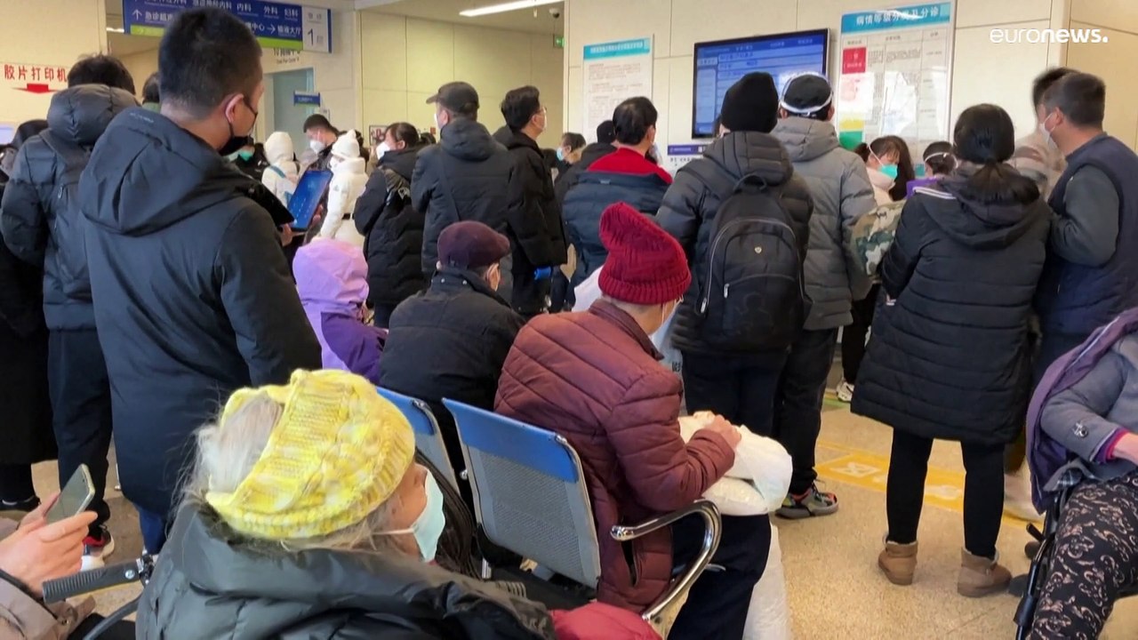 Explodierende Coronazahlen in China: Forderung nach Flugstopp