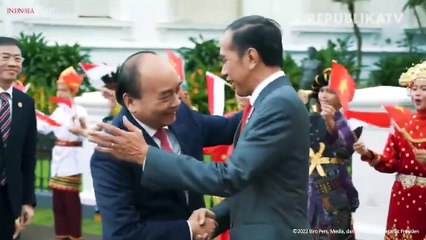 Jokowi Minta Vietnam Lindungi Investor Indonesia