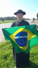 Padre diz:  aprendam a enfrentar a guerra das informações. 24 12 2022