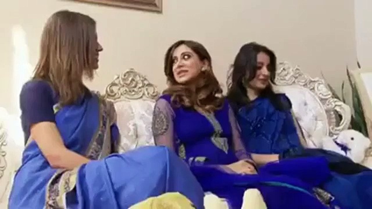 Hockey Wives - Se1 - Ep04 HD Watch HD Deutsch