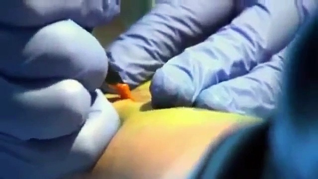 Hockey Wives - Se1 - Ep08 HD Watch HD Deutsch