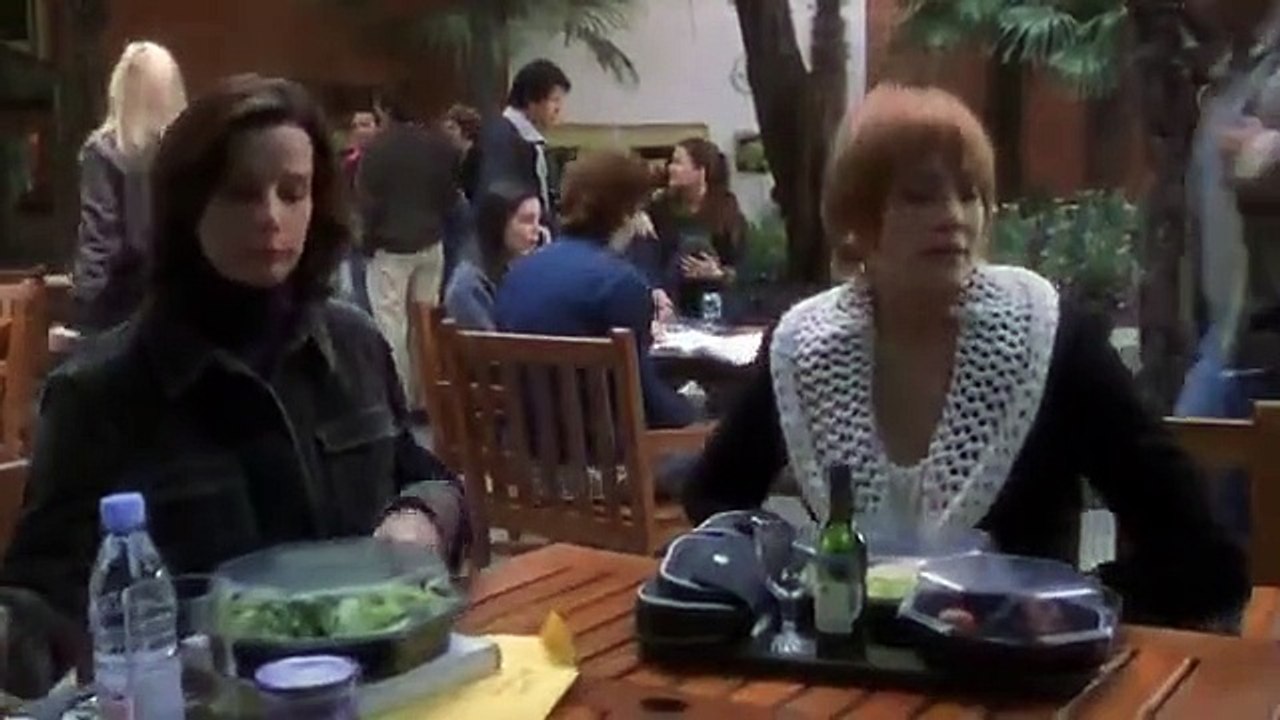 Six Feet Under - Se4 - Ep05 - That's My Dog HD Watch HD Deutsch