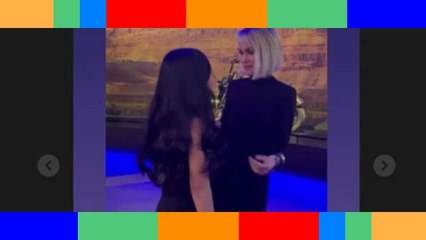 Robe fourreau et minis tenues… Laeticia Hallyday, Jade et Joy en femmes fatales pour lancer l'expo J