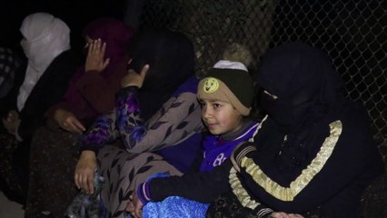 الخبز عملة نادرة في شمال سوريا