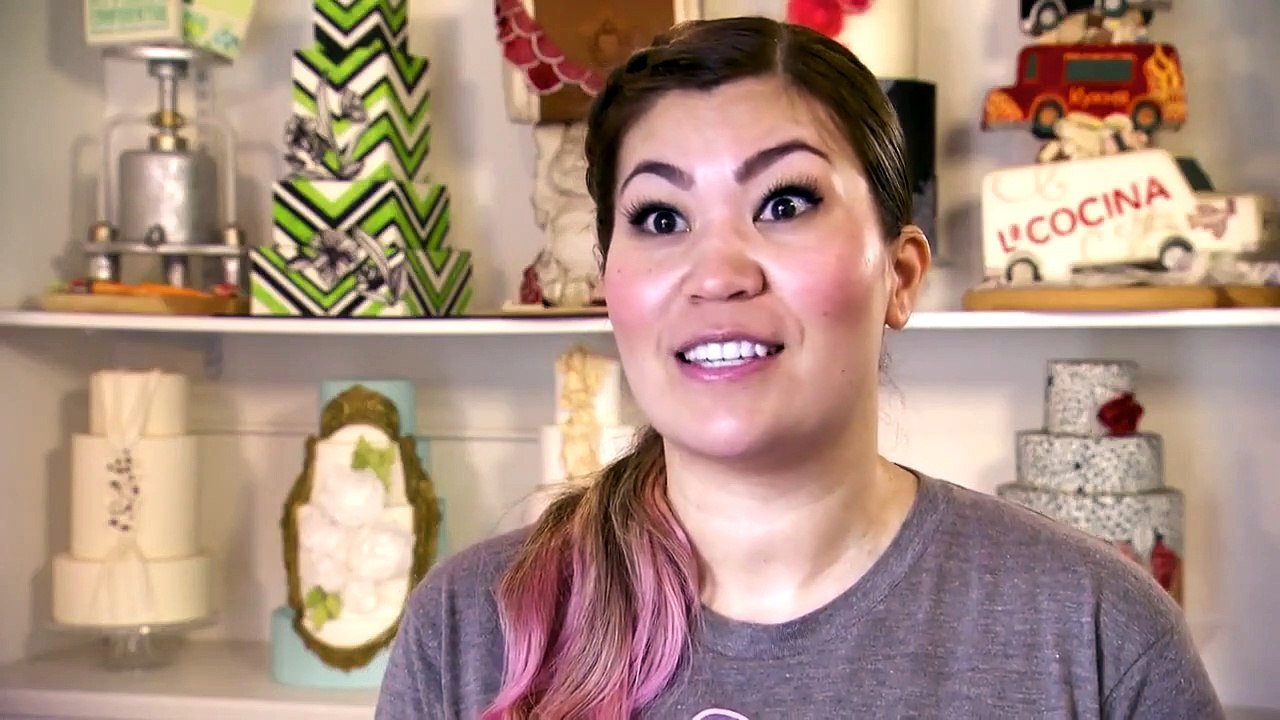 Crazy Cakes - Se2 - Ep11 - Levitating, Robotic Cake HD Watch HD Deutsch