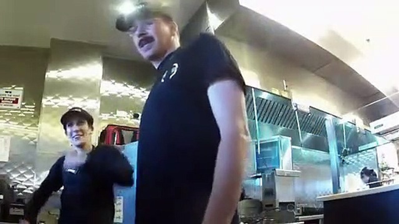 Celebrity Undercover Boss - Se4 - Ep12 HD Watch HD Deutsch