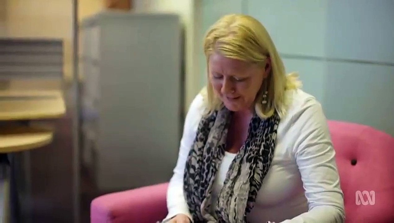 Employable Me (AU) - Se1 - Ep01 HD Watch HD Deutsch