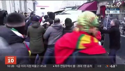 파리 총격 후 쿠르드 방화·폭력시위, 경찰 최루탄…이틀째 충돌