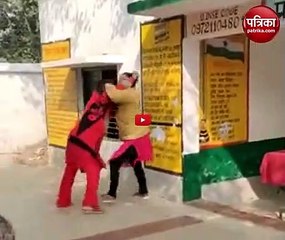 वीडियो: स्कूल में प्रिंसिपल और टीचर के बीच जमकर मारपीट, बाल पकड़ कर गिराया नीचे