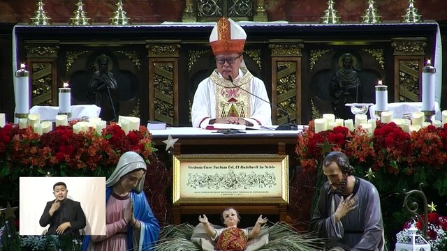 PELAKSANAAN MISA HARI RAYA NATAL GEREJA KATEDRAL