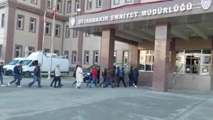 Sahte arkadaşlık sitesi kurup vatandaşı dolandıran çeteye "Saklambaç" operasyonu: 11 gözaltı