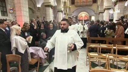 إحياء قداس منتصف الليل في كنيسة المهد ببيت لحم
