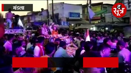 मंडला पहुंची फीफा वर्ल्डकप में अपनी आवाज का जादू बिखेरने वाली शेफाली, हुआ भव्य स्वागत