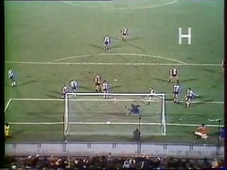 COUPE  DE   L' UEFA   -  1976  -