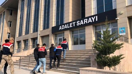 Van'da Afgan göçmenleri rehin alan 4 kişi tutuklandı